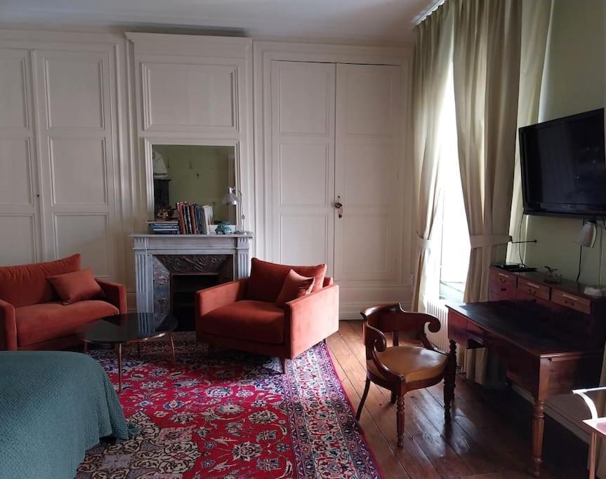 Appartement Porte Neuve - Remparts *