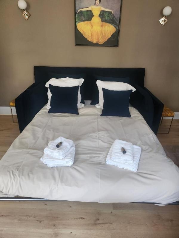 Appartement Porte Neuve - Remparts *